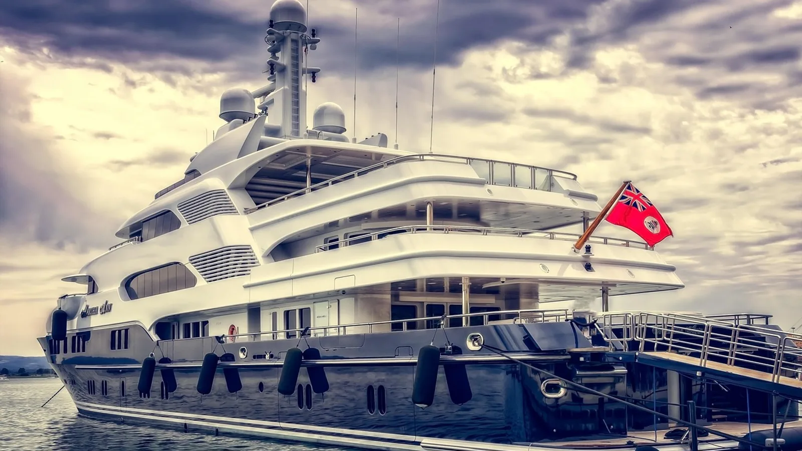 Assurance location bateau en Guadeloupe : les bonnes questions à poser avant de réserver : photo de couverture pour illustrer cet article