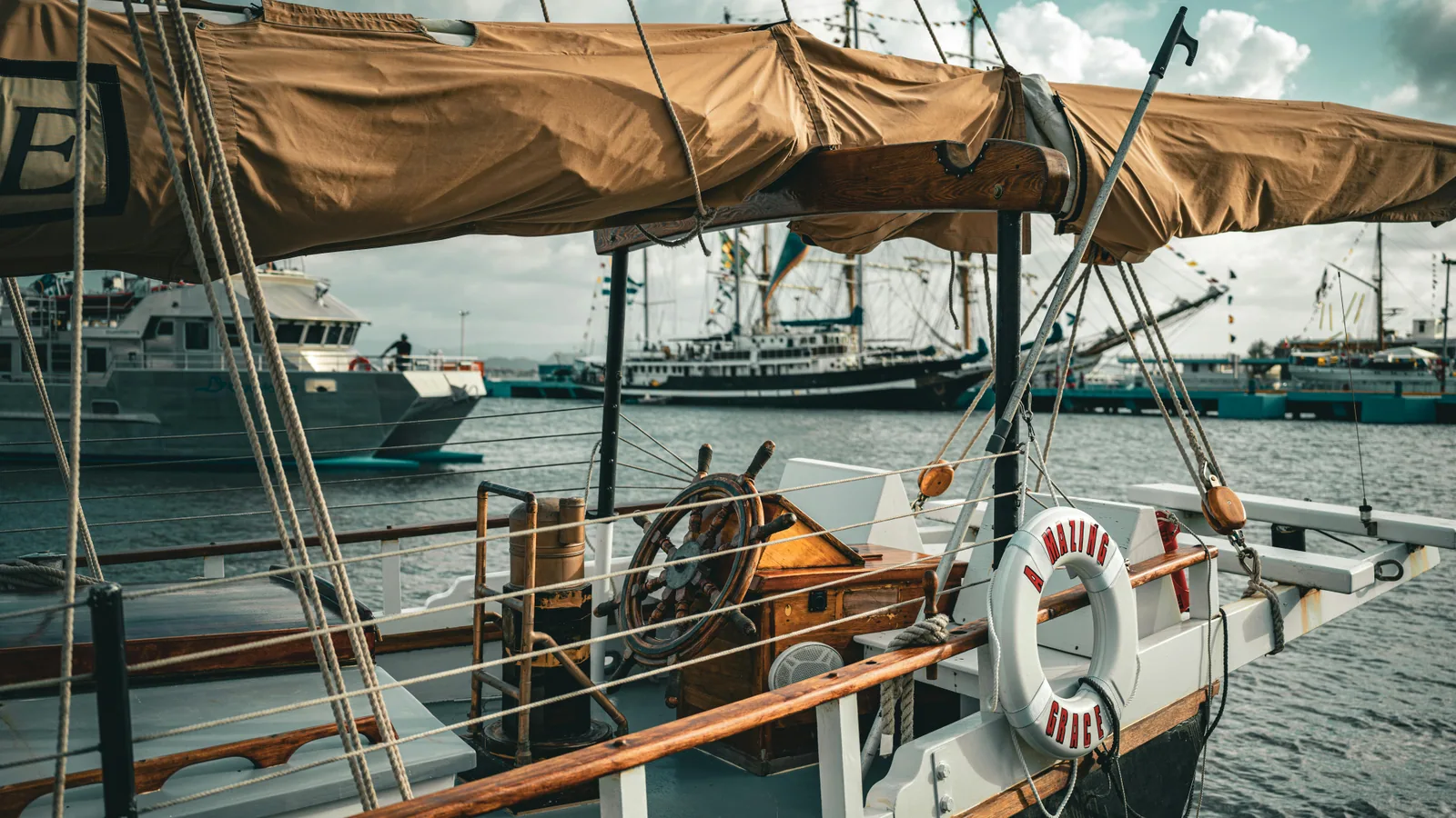 Budget croisière en Guadeloupe : ce que le prix du bateau ne dit pas toujours : photo de couverture pour illustrer cet article