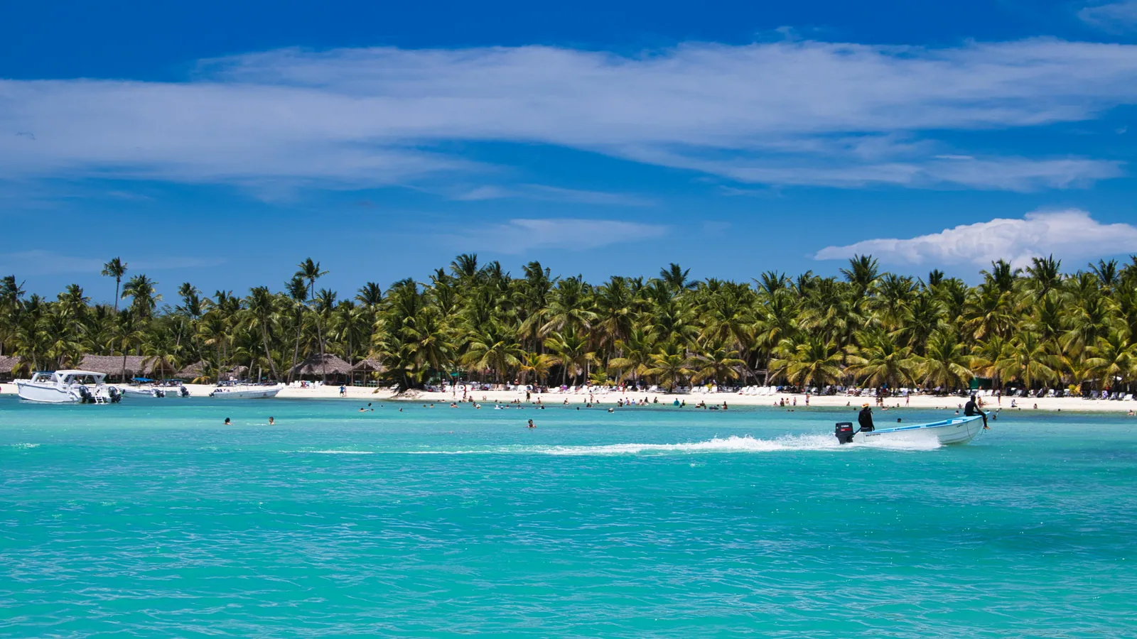 Croisière romantique en Guadeloupe : choisir son bateau, son rythme et ses mouillages : photo de couverture pour illustrer cet article