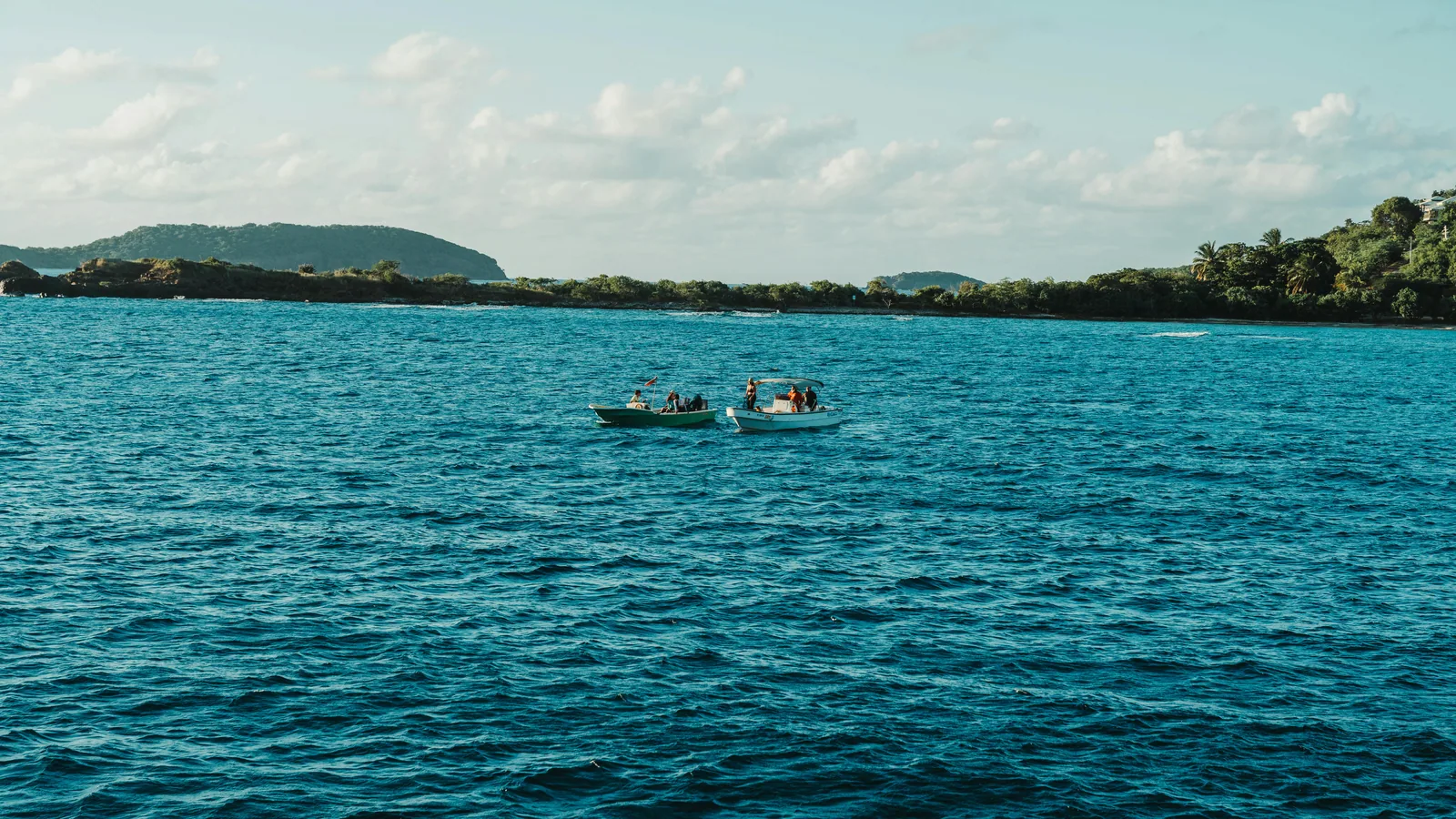 Itinéraire voilier en Guadeloupe en famille : escales faciles et rythme doux : photo de couverture pour illustrer cet article