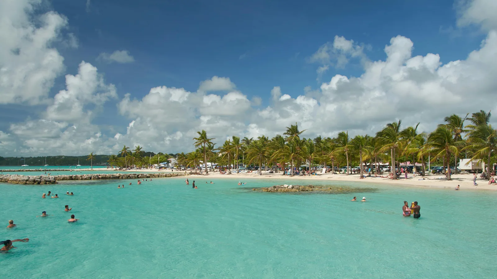 Louer un voilier en Guadeloupe en famille : comment organiser la semaine sans se planter sur l'essentiel : photo de couverture pour...