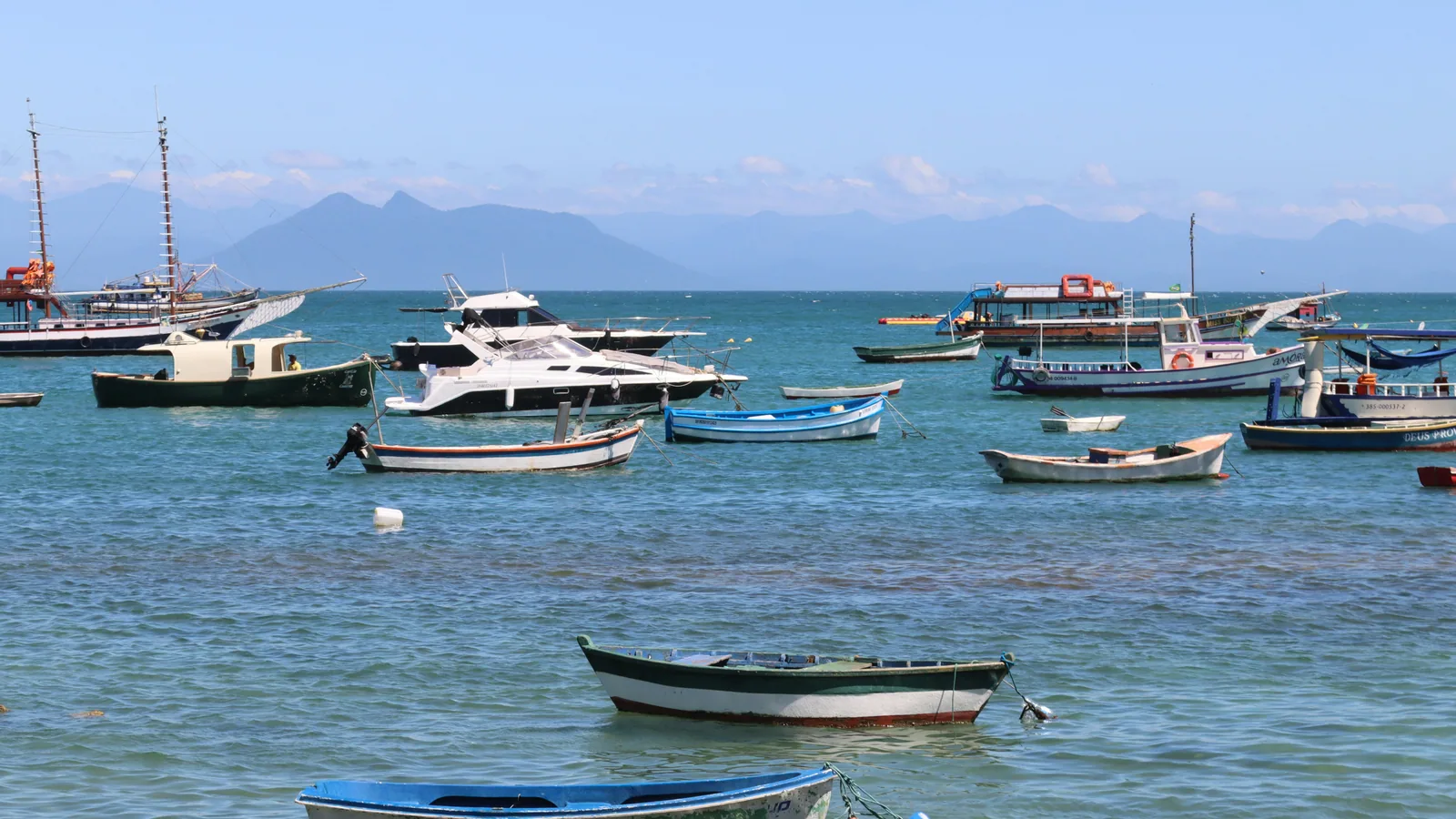 Première croisière en voilier en Guadeloupe : les erreurs à éviter avant de partir : photo de couverture pour illustrer cet article