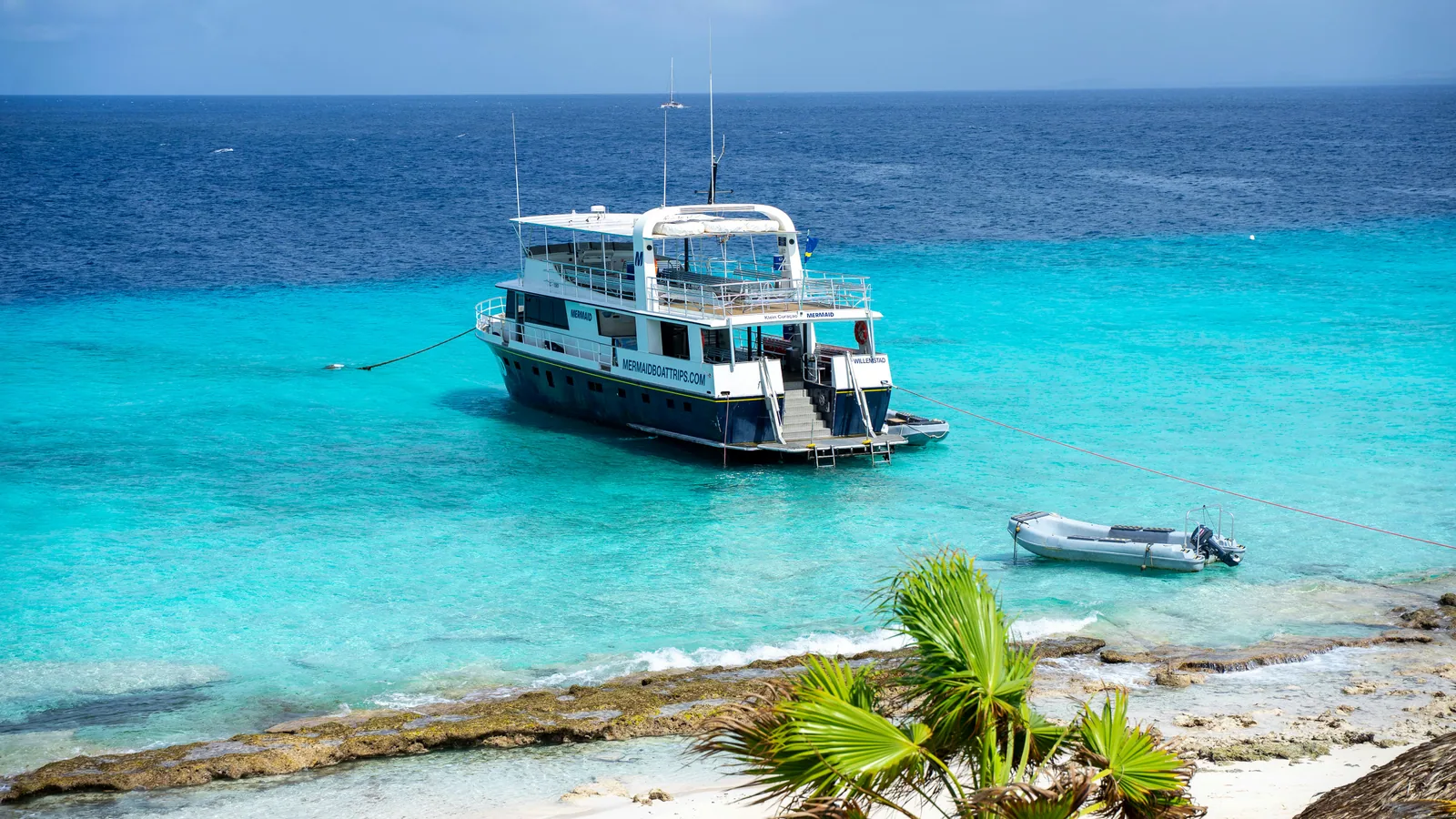 Vie à bord d'un catamaran en famille : rythme, quartiers et ce qu'on ne dit pas assez : photo de couverture pour illustrer cet article